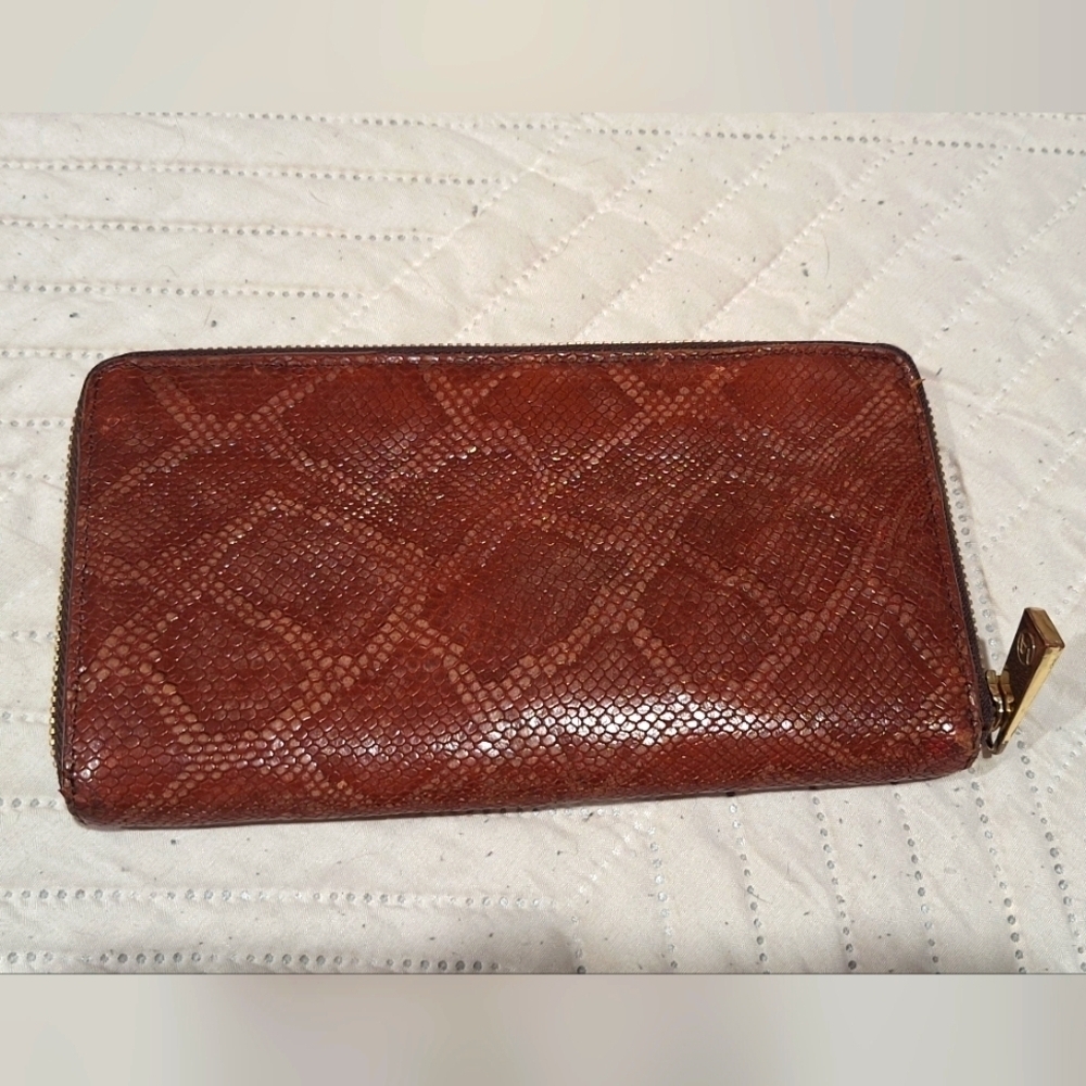 Valentina Genuine Leather Wallet - Picture 2 of 10